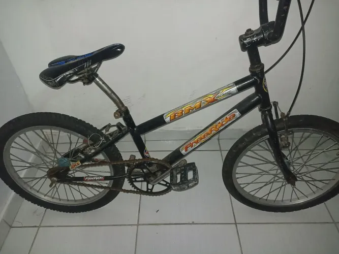 Bicicleta bmx boas condições