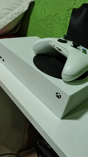 Xbox Séries S com HD EXTERNO 2 tb