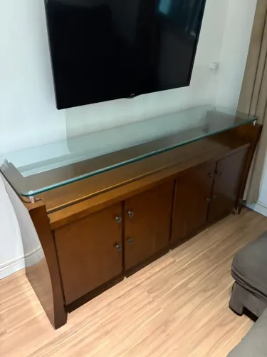 Buffet Grande em Madeira Maciça + Tampo de Vidro