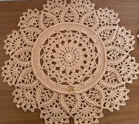 Jogo americano de crochê Mandala do amor