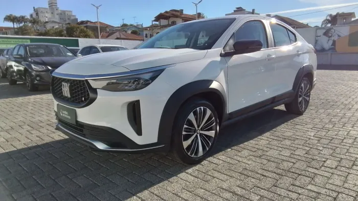 Fiat Fastback Audace 200 TB AUT (hibrído) 2025