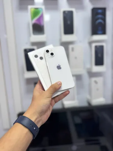 IPhone 13 - 128GB ( Branco)