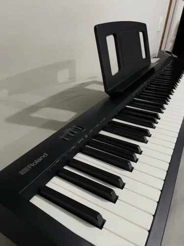 Roland fp10 usado em bom estado