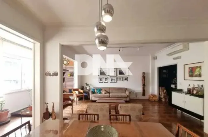 Apartamento - / Residencial / Ipanema