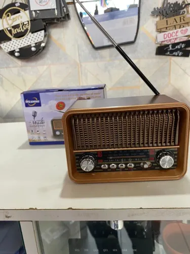 RADIO RETRO COM LANTERNA 