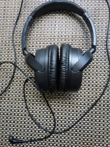 Hedphone c/ fio American Airlines first class