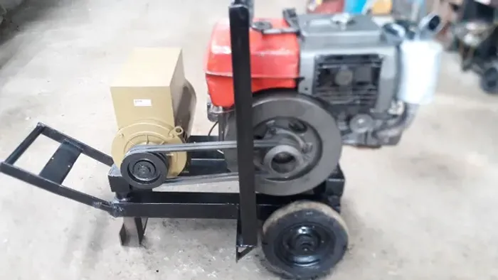 Grupo Gerador 12,5 KVA trifásico gerador e motor Yanmar NSB18R usado revisado