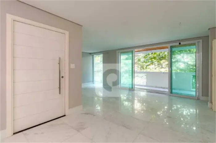 Cobertura Duplex no Quadrilátero de Ipanema, 282 m2, Piscina, 2 vagas de garagem.