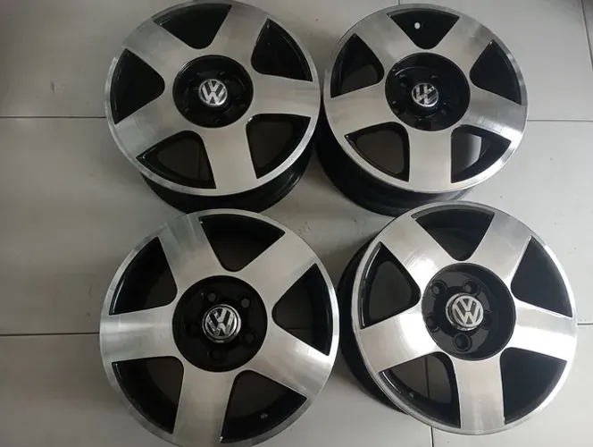 Rodas Aro 14 VW 5x100-Fox de 5 furos