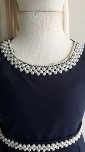 Vestido Infantil Azul com Detalhes em Pérolas
