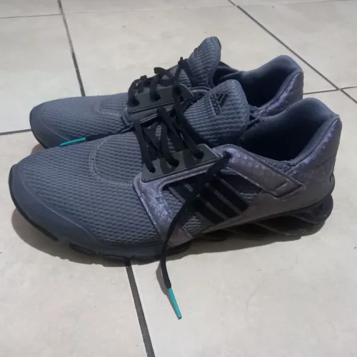 Tênis Adidas Originals - Masculino - Novo - Tamanho 43