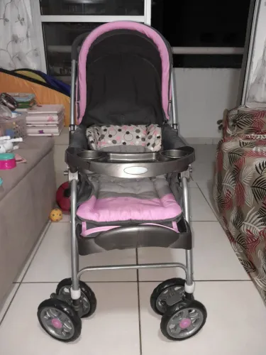 Carrinho de Bebê - Rosa