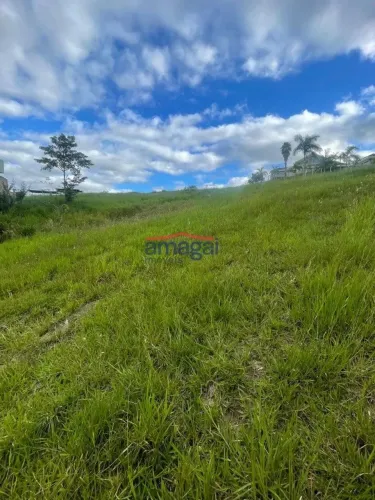 Terreno Exclusivo no Vale dos Lagos: 2600m² com Vista maravilhosa