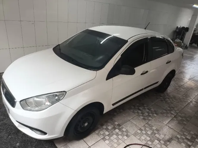 Fiat Grand Siena Attractive 1.0 Flex 8V 4P 2019