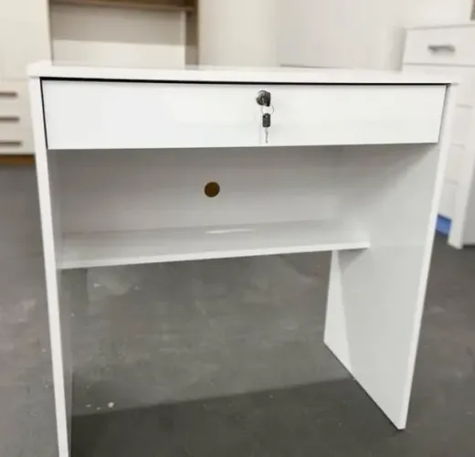 Escrivaninha Comprou, Chegará no dia