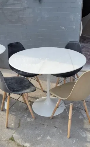 fabricamos mesa saarinen com tampo redondo 100cm branco extra