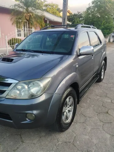 Toyota Hilux SW4 SRV D4-d 4X4 3.0 TDI Dies. AUT 2008