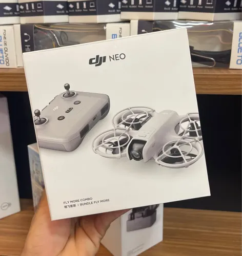 Drone DJI Mini 3 Pro - Fly More Combo