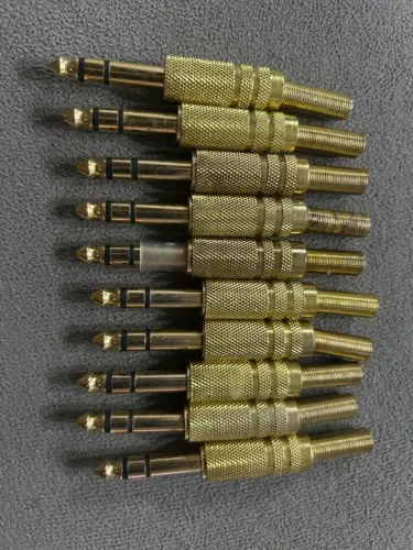 Conectores P10 Stereo Macho - 10 Peças