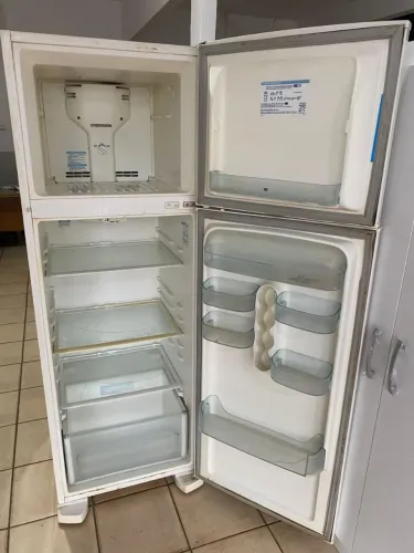 Geladeira boa barato fross free hoje entrego 