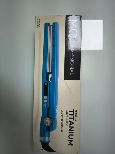 Prancha Titanium MQ Professional Bivolt