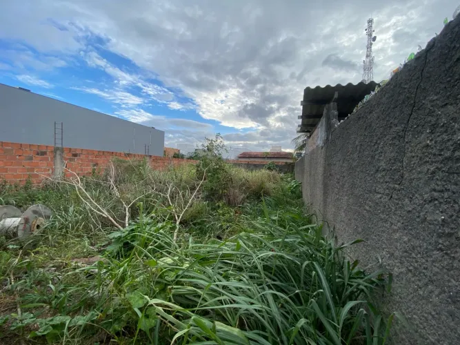 Localização privilegiada terreno para aluguel Bairro Sim