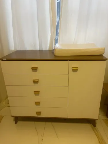 Cômoda com gavetas bartira 