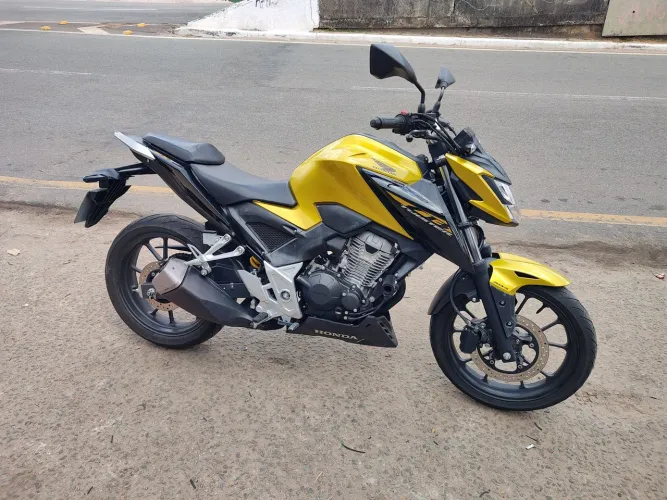 CB 300F ACEITA CARTÃO ATÉ 21X FINANCIA PELOS BANCOS
