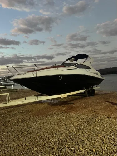 Lancha royal mariner 330