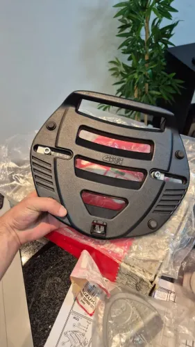 Base Baú/Topcase Givi M3 Monorack F Preto
