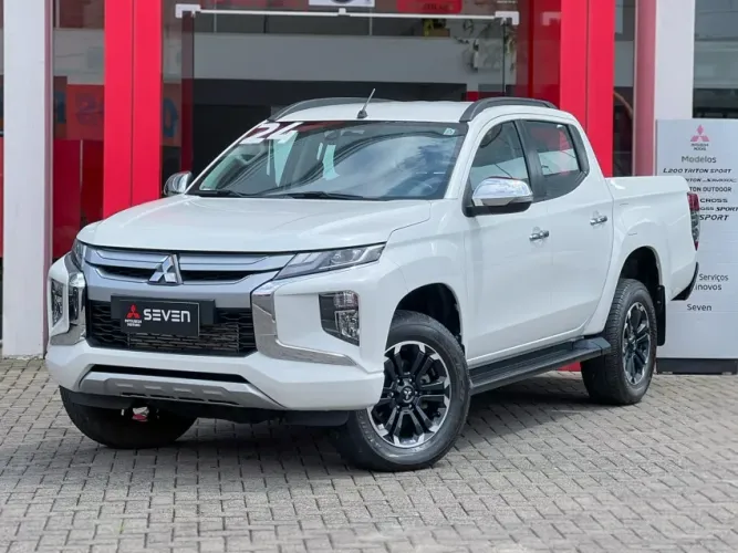 Mitsubishi L200 Sport HPE 2.5 4X4 CD DTI Dies. Aut. 2024