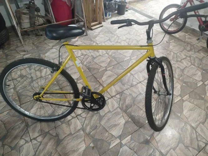 Bicicleta Monark antiga aro 26
