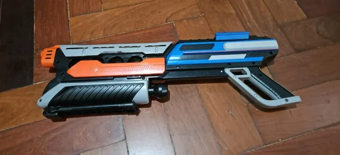 Arminha de brinquedo Xploderz sem Munição