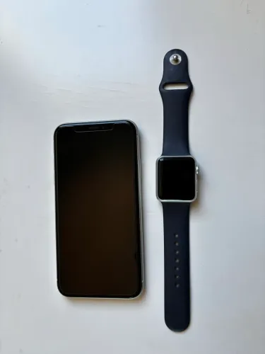 iPhone XR 128g + apple watch 1ª geração