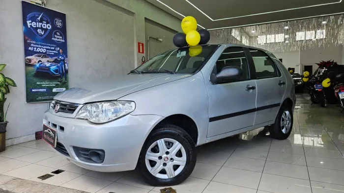 Fiat Palio Celebration 1.0 Fire Flex 8V 4P 2015
