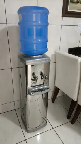 Bebedouro Coluna Inox Karina K40 (Com Compressor Queimado - Para Peças)
