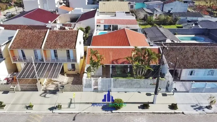 Casa com Piscina No Guarapari
