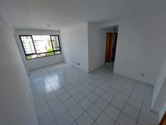 Apartamento para venda tem 54 metros quadrados com 2 quartos em Madalena - Recife - PE