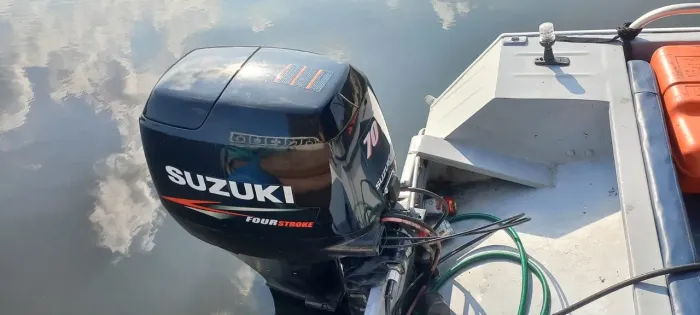 Motor Suzuki 70HP
