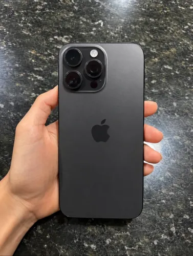 IPHONE 15 pro max 512 GB
