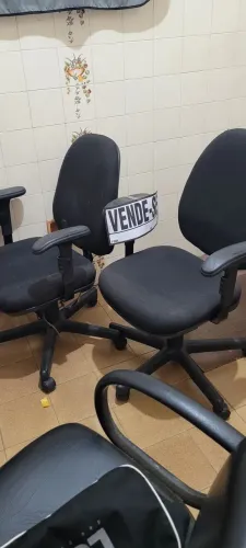 2 cadeiras giratoria com rodinhas hidraulica