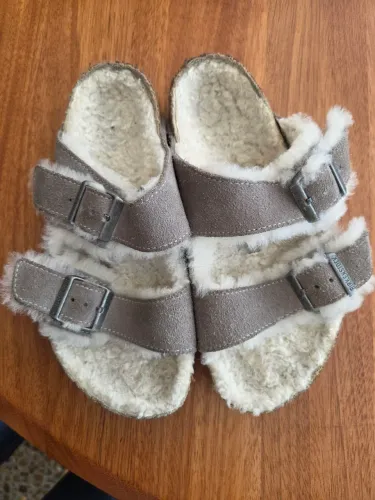 Sandalia Birkenstock tam 35 Flanelada usada