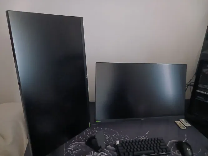 Monitor gamer lg com braço articulado