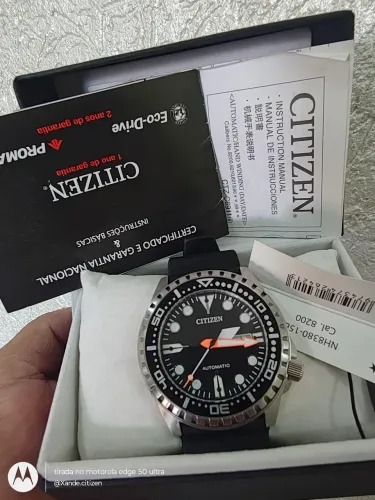 Relógio Citizen automático NH8380 semi-novo completo 