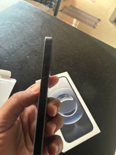iPhone 16e 128 preto garantia até 11/26 bateria 100%