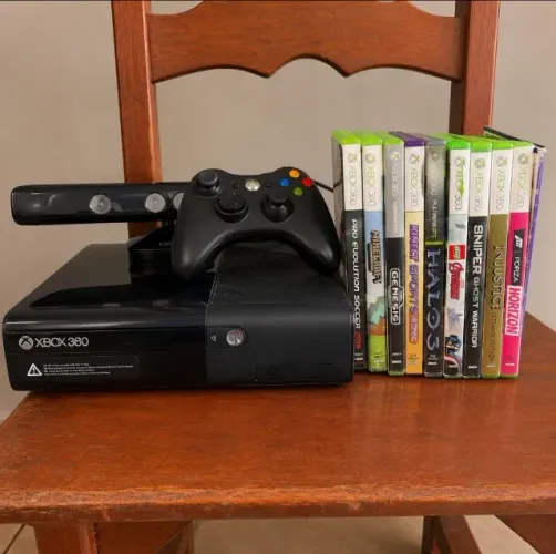 Xbox 360 com jogos 