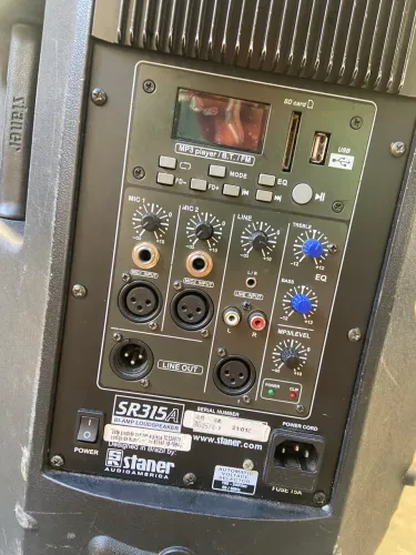 Caixa de som sr315a Staner 
