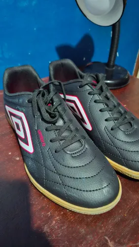 Chuteira Class Umbro Futsal