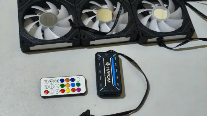 Kit 3 Fans RGB Hayom + Controladora