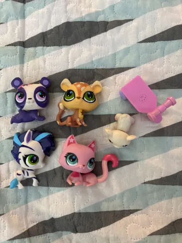 Littlest Pet Shop: lote de personagens